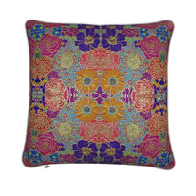 Charger l'image dans la galerie, Smiling * 60D Cushion