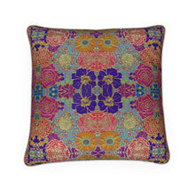 Charger l'image dans la galerie, Smiling * 60D Cushion
